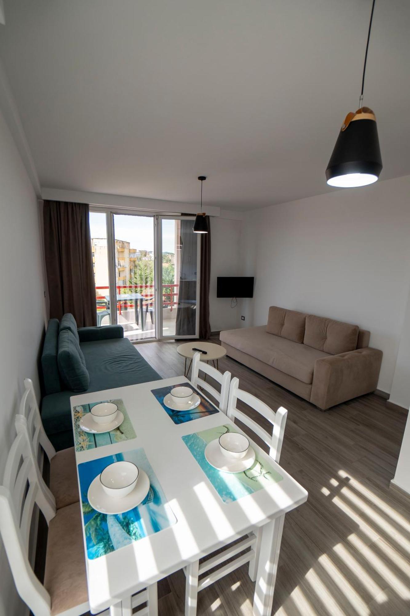 Tuttomondo Apartments Голем Экстерьер фото