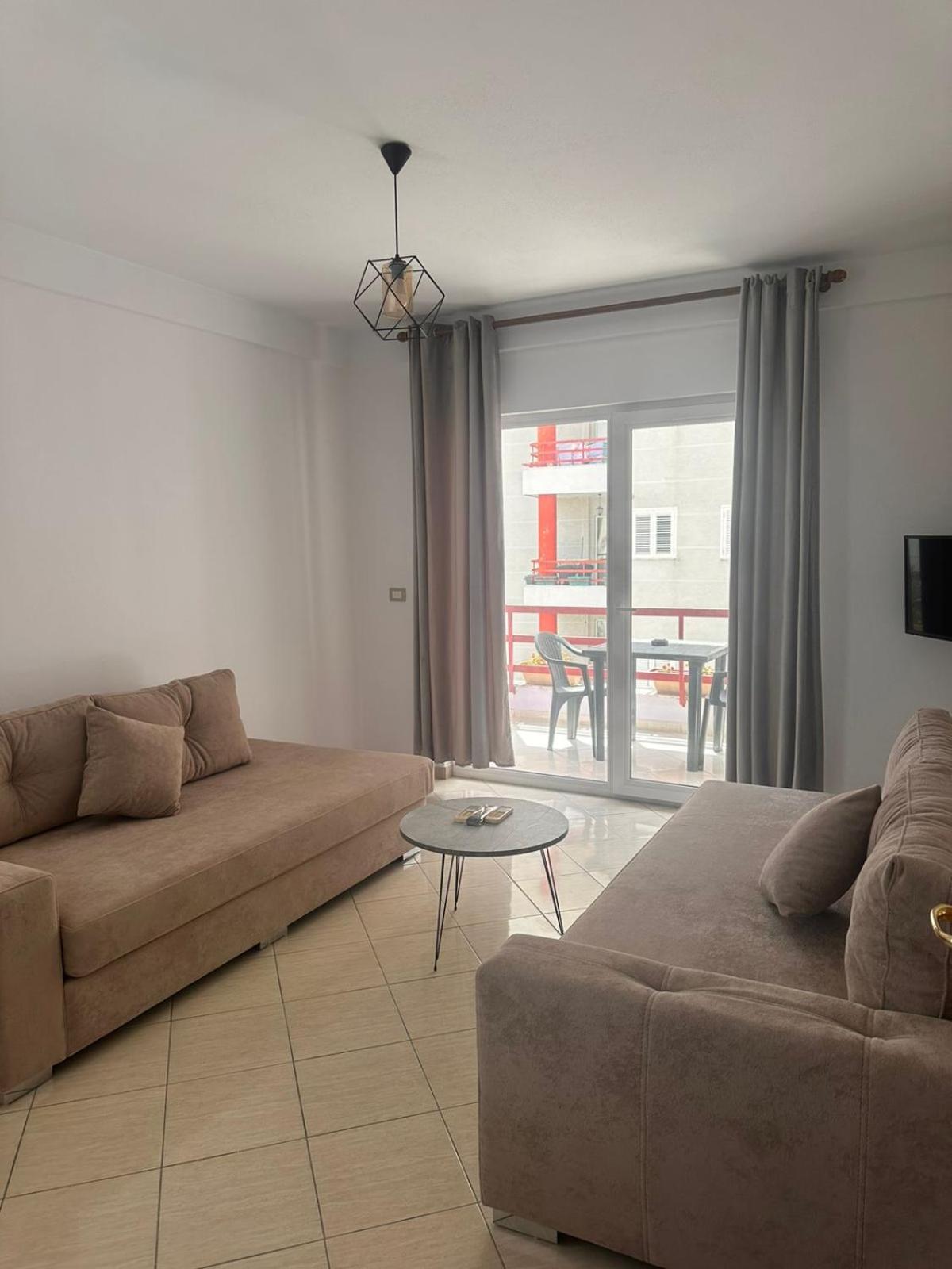 Tuttomondo Apartments Голем Экстерьер фото