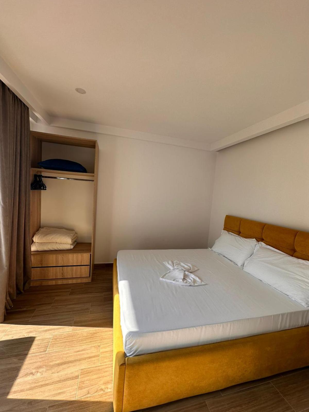 Tuttomondo Apartments Голем Экстерьер фото